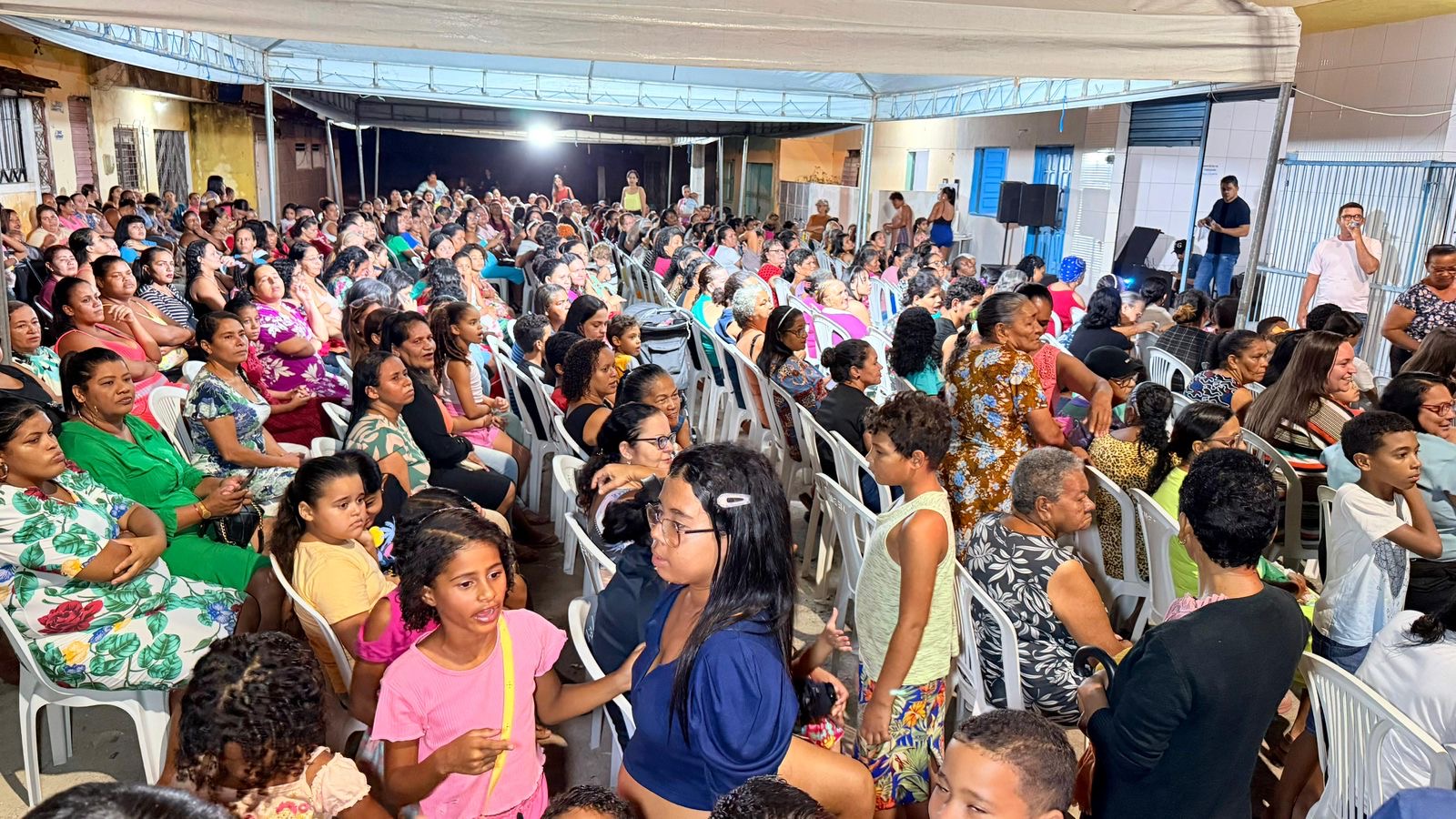 Deputado Mesaque Padilha realiza ação social no Conjunto Gama Lins em Maceió